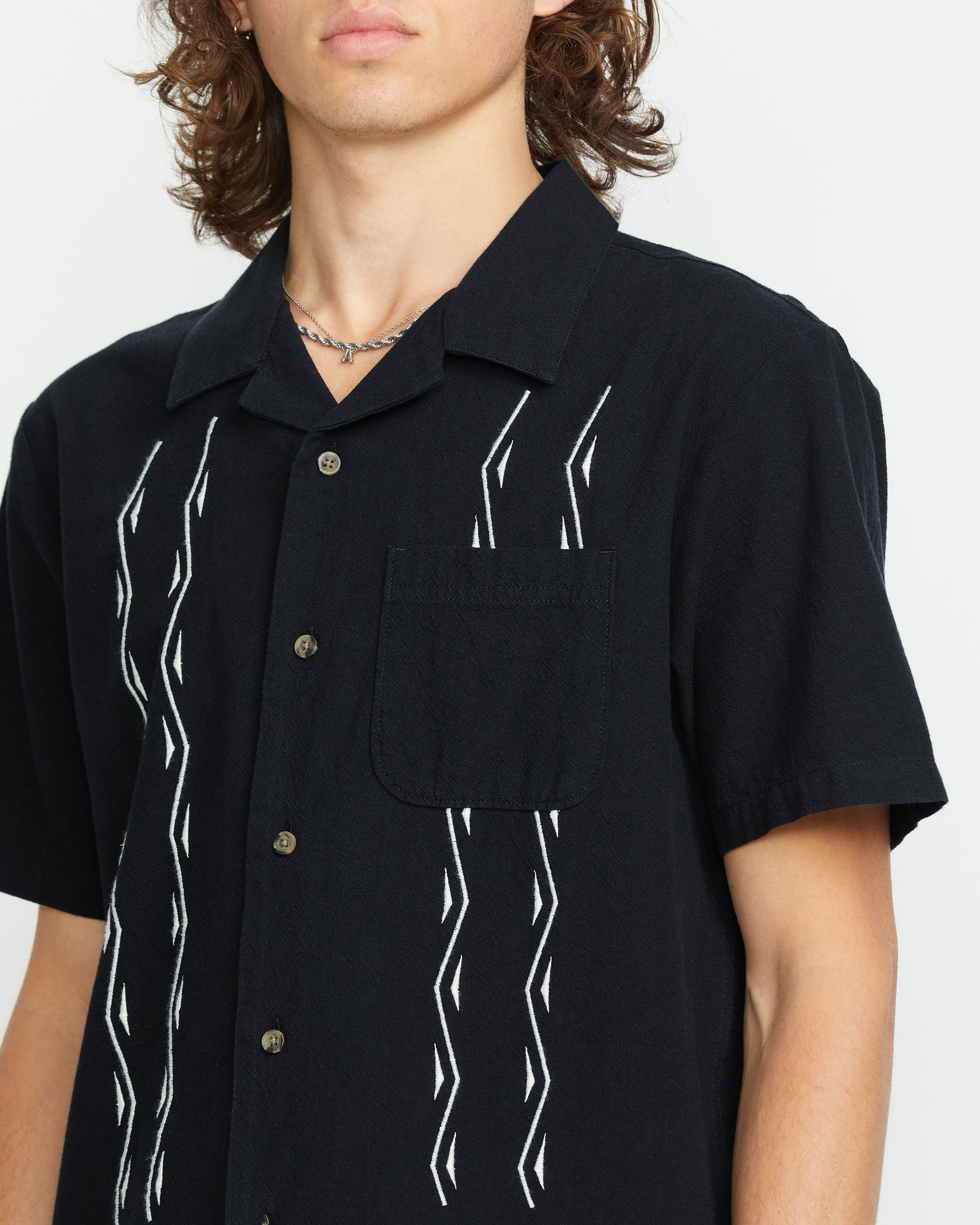Bayamostone Shirt - BLACK - Image 3