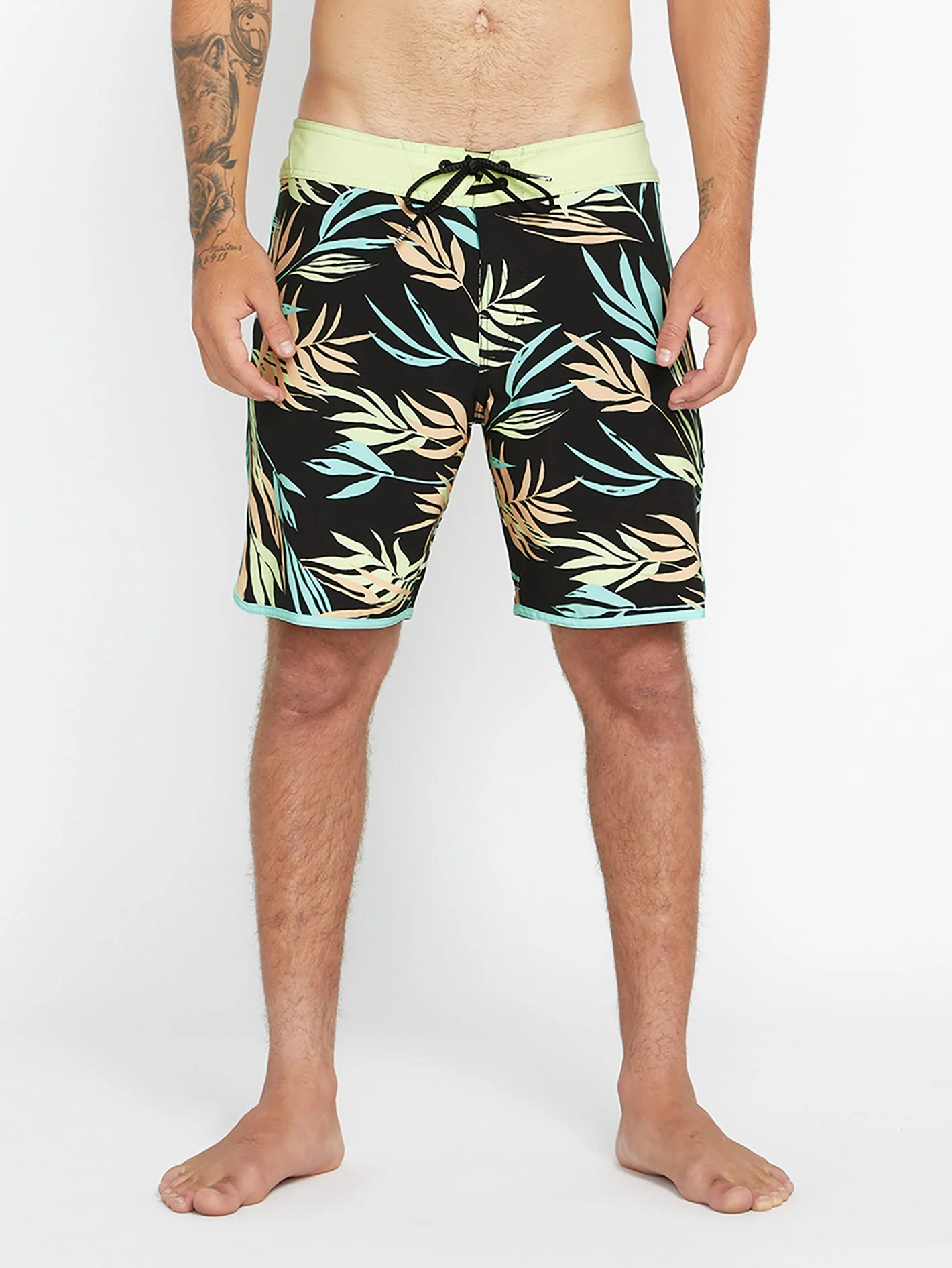 Bleeding Leaf Mod 18" Badeshorts - BLACK - Image 4
