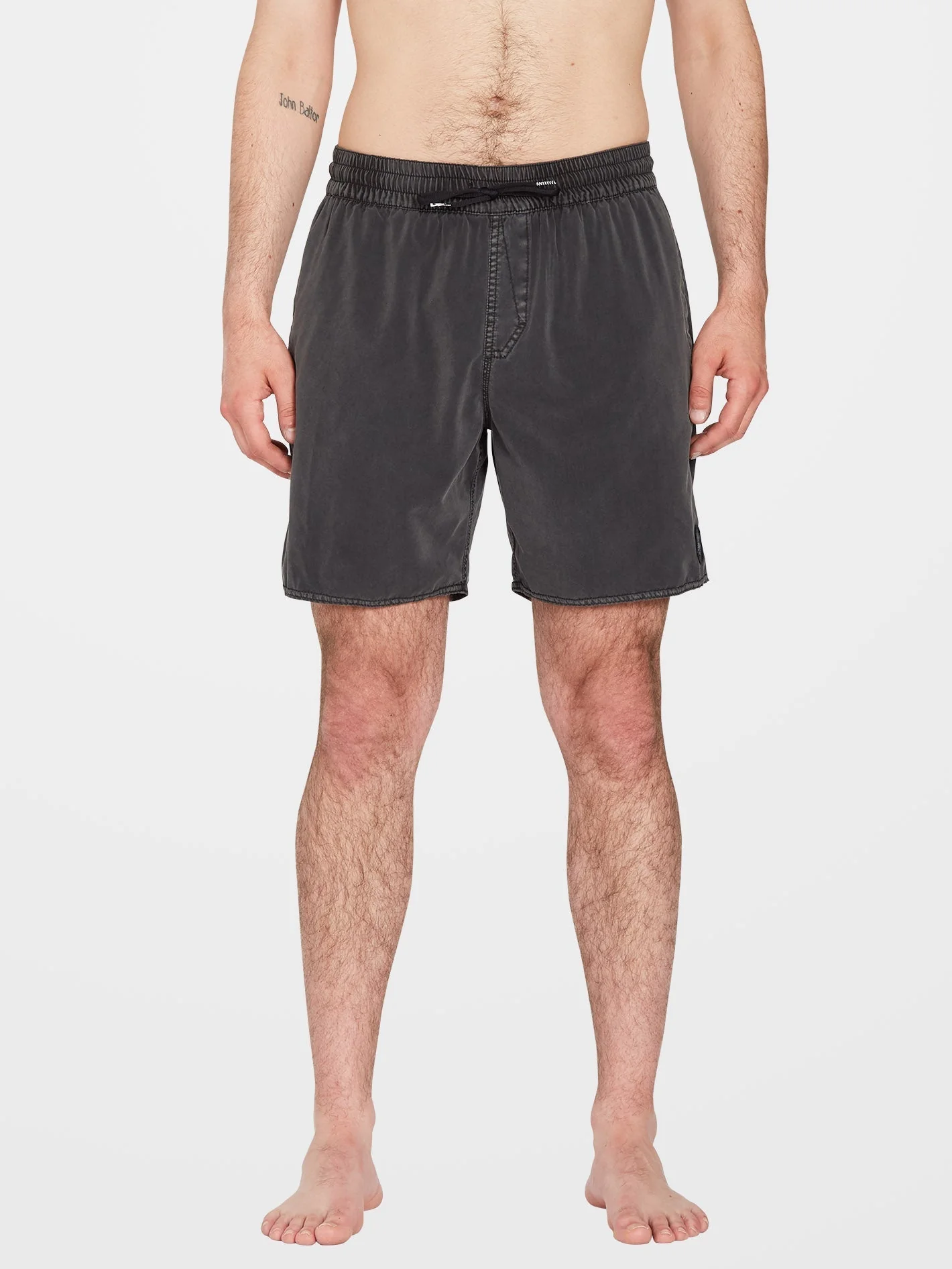 Center Trunk 17" Boardshort - BLACK