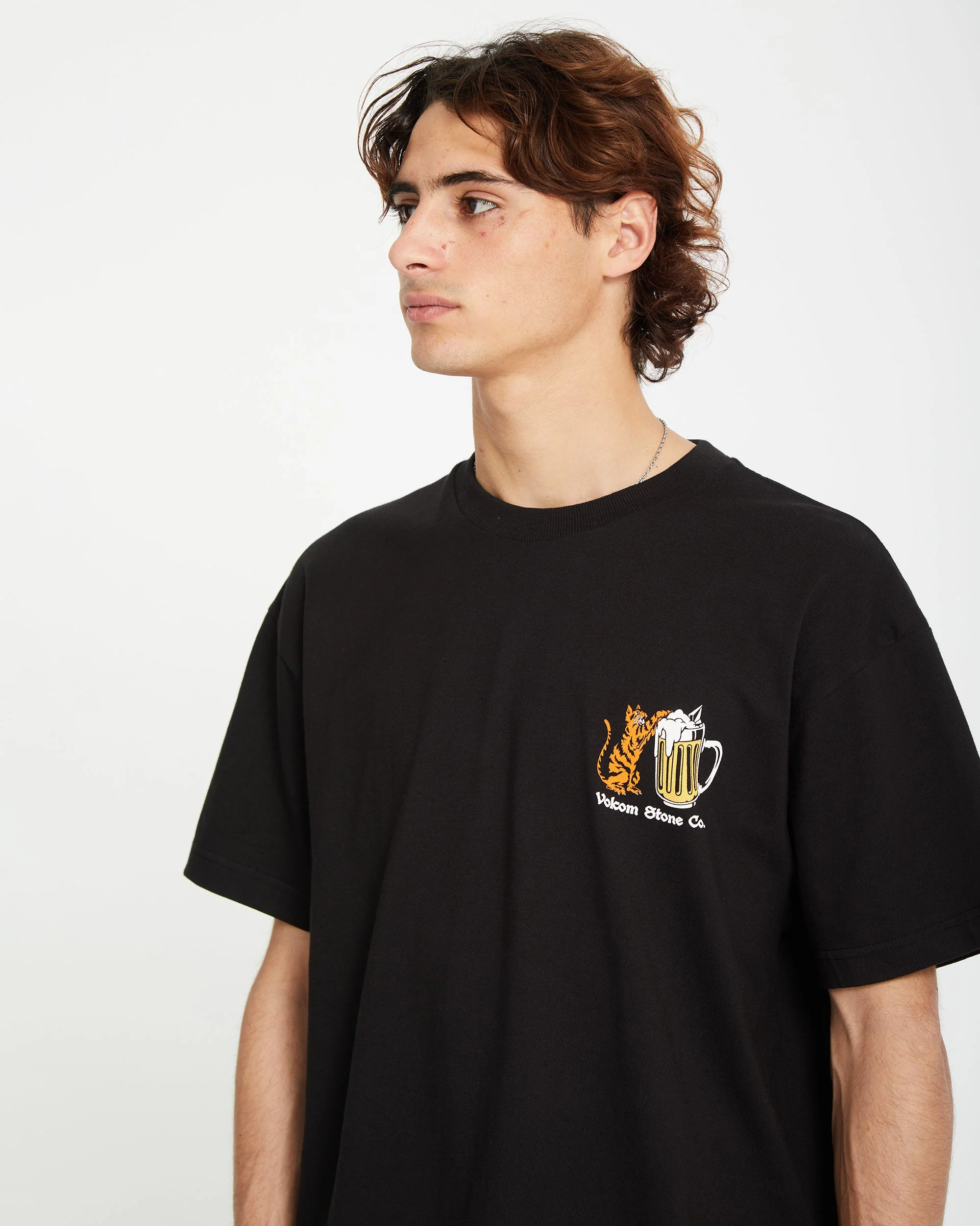 Curious Cat T-shirt - BLACK - Image 6