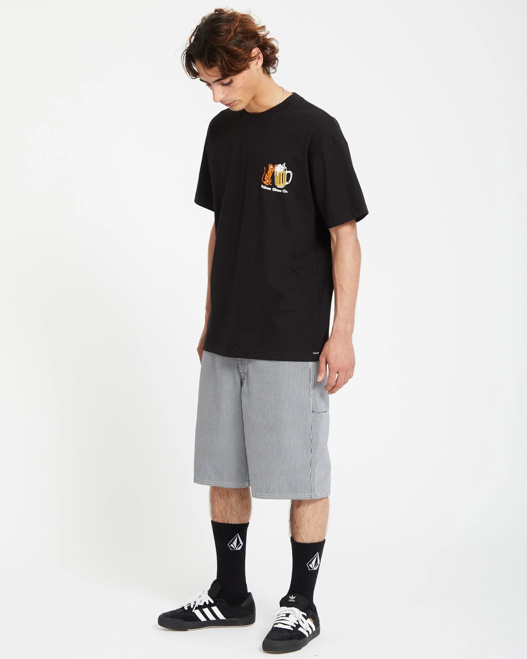 Curious Cat T-shirt - BLACK - Image 8