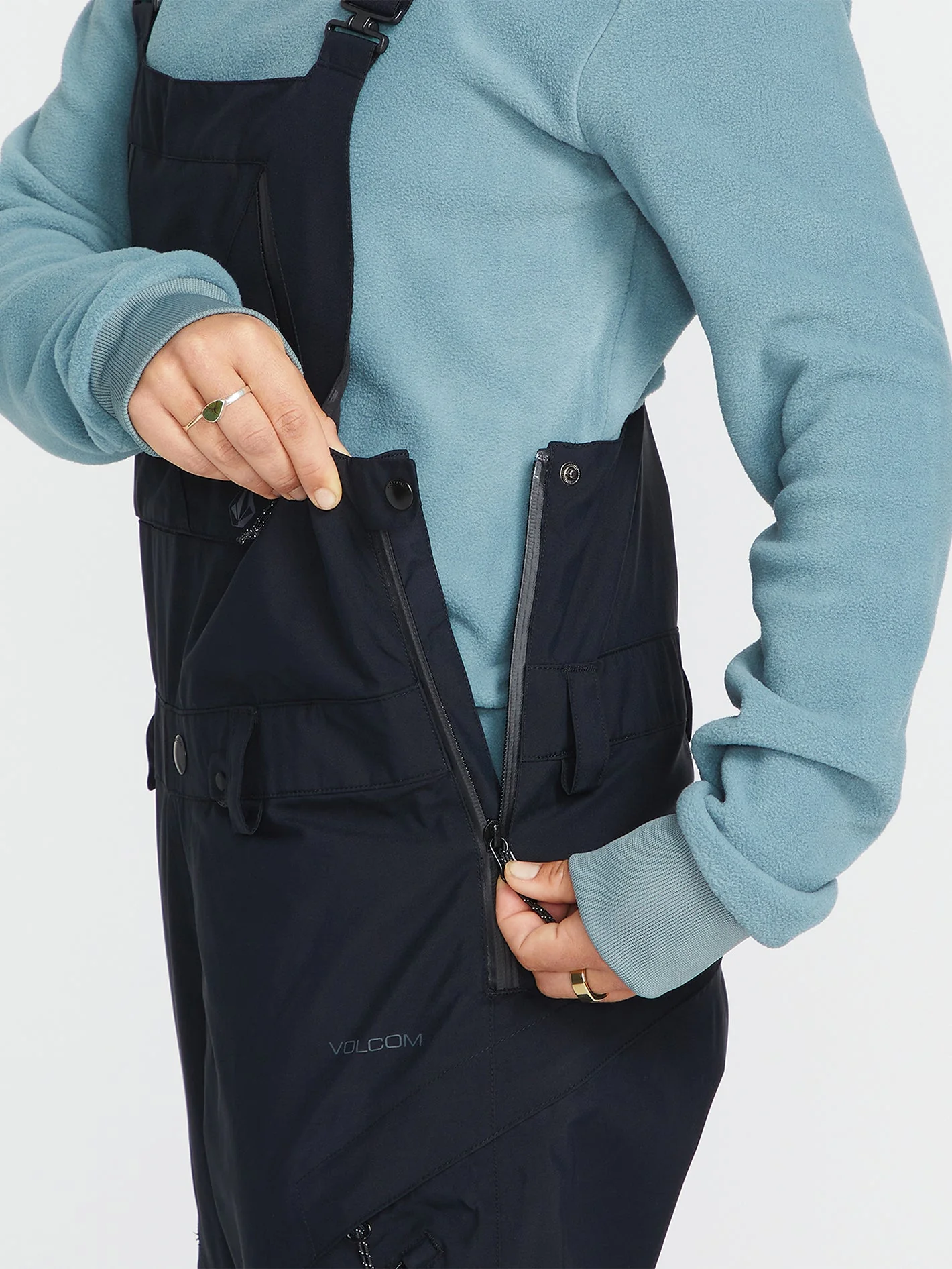 Elm Stretch Gore-Tex Bib Overall - Black - Image 4
