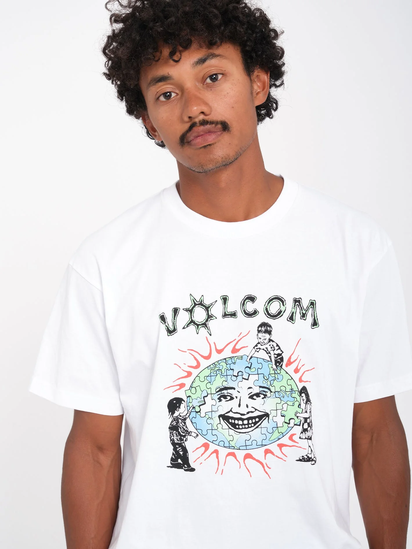 Keutchi 2 T-Shirt - White - Image 4