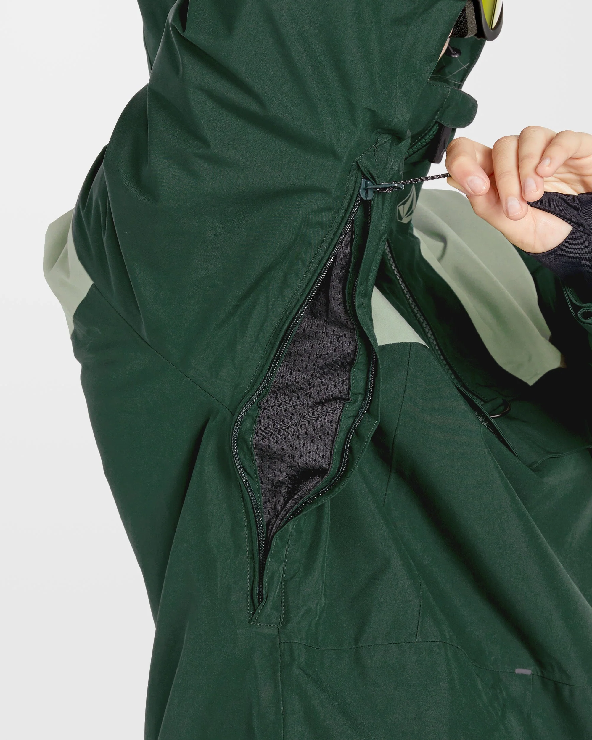 Fern Insulated Gore-Tex Jacke - Scarab - Image 7