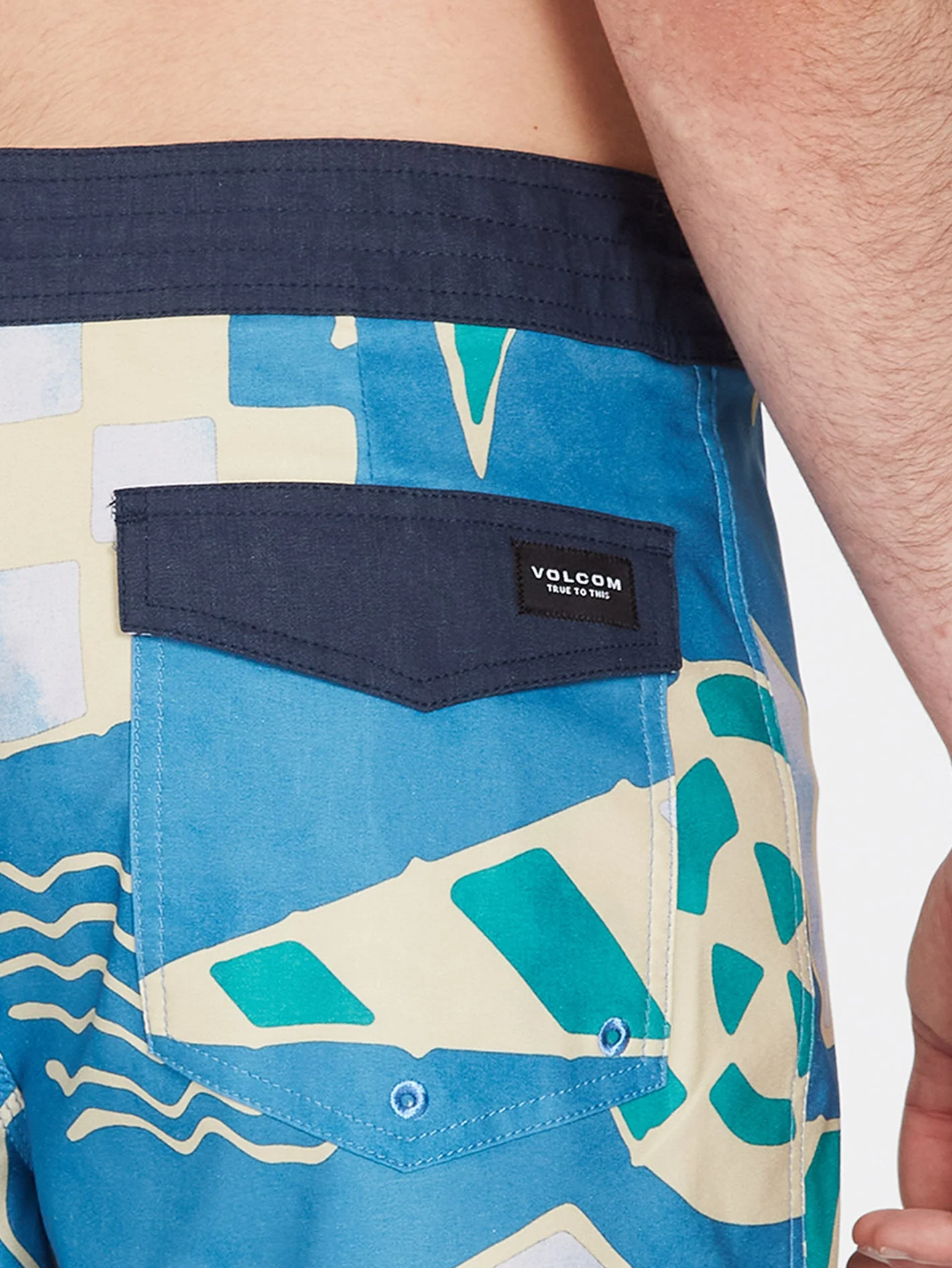 Geo Stoney 19" Badeshorts - AGED INDIGO - Image 4