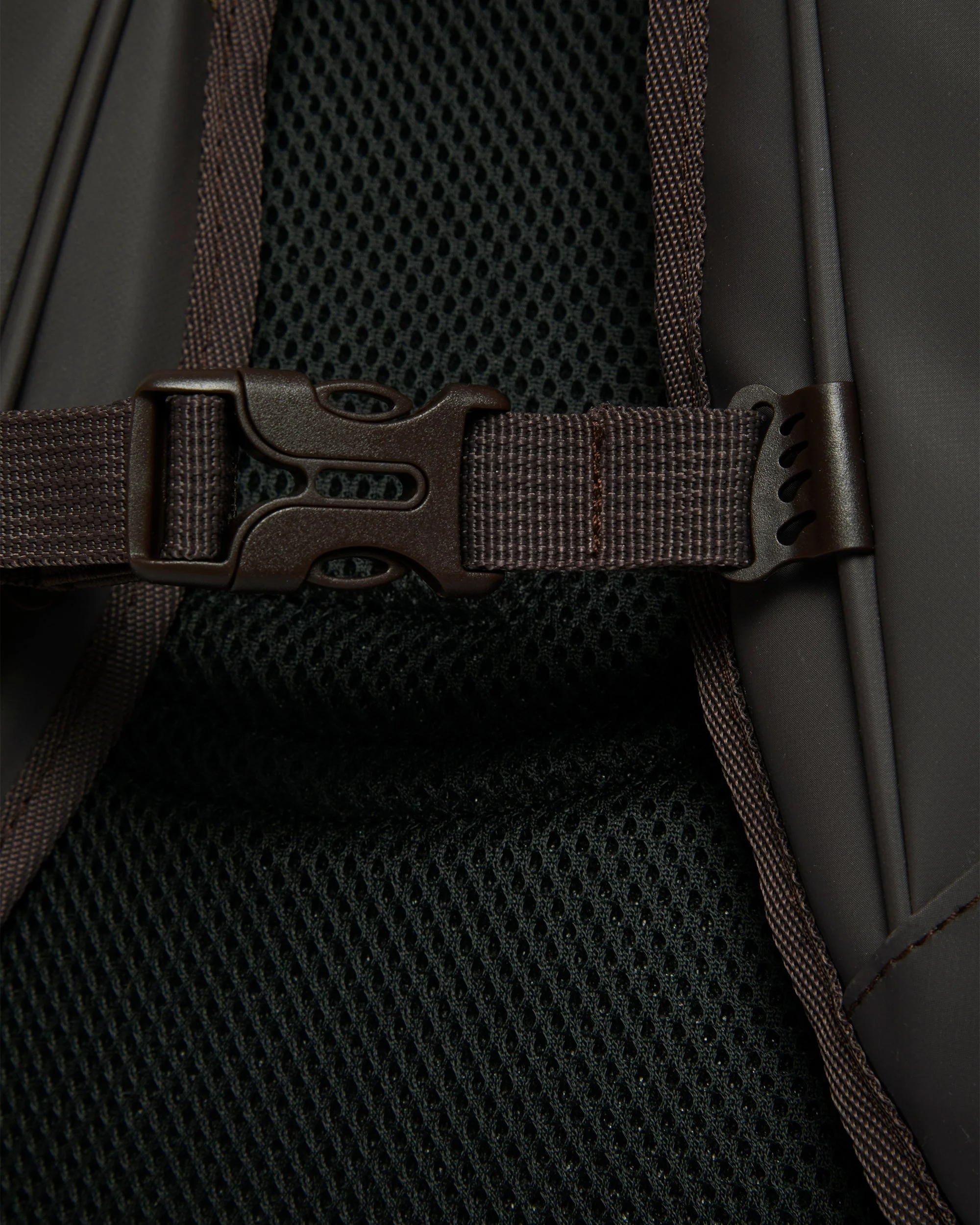 Grindstone Skate Rucksack - Ermine - Image 7