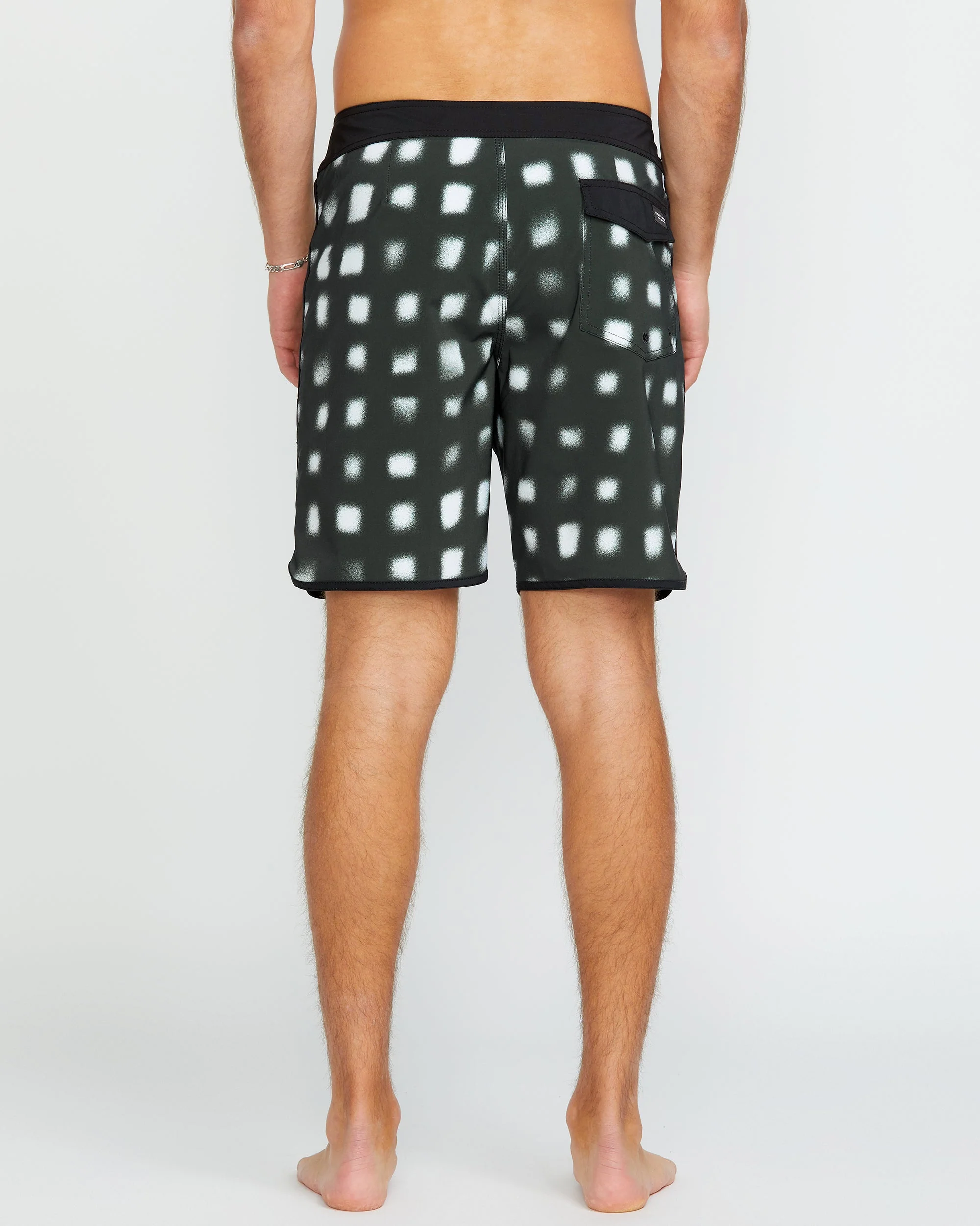 Infuse Scallop Mod 19" Boardshorts - BLACK - Image 2