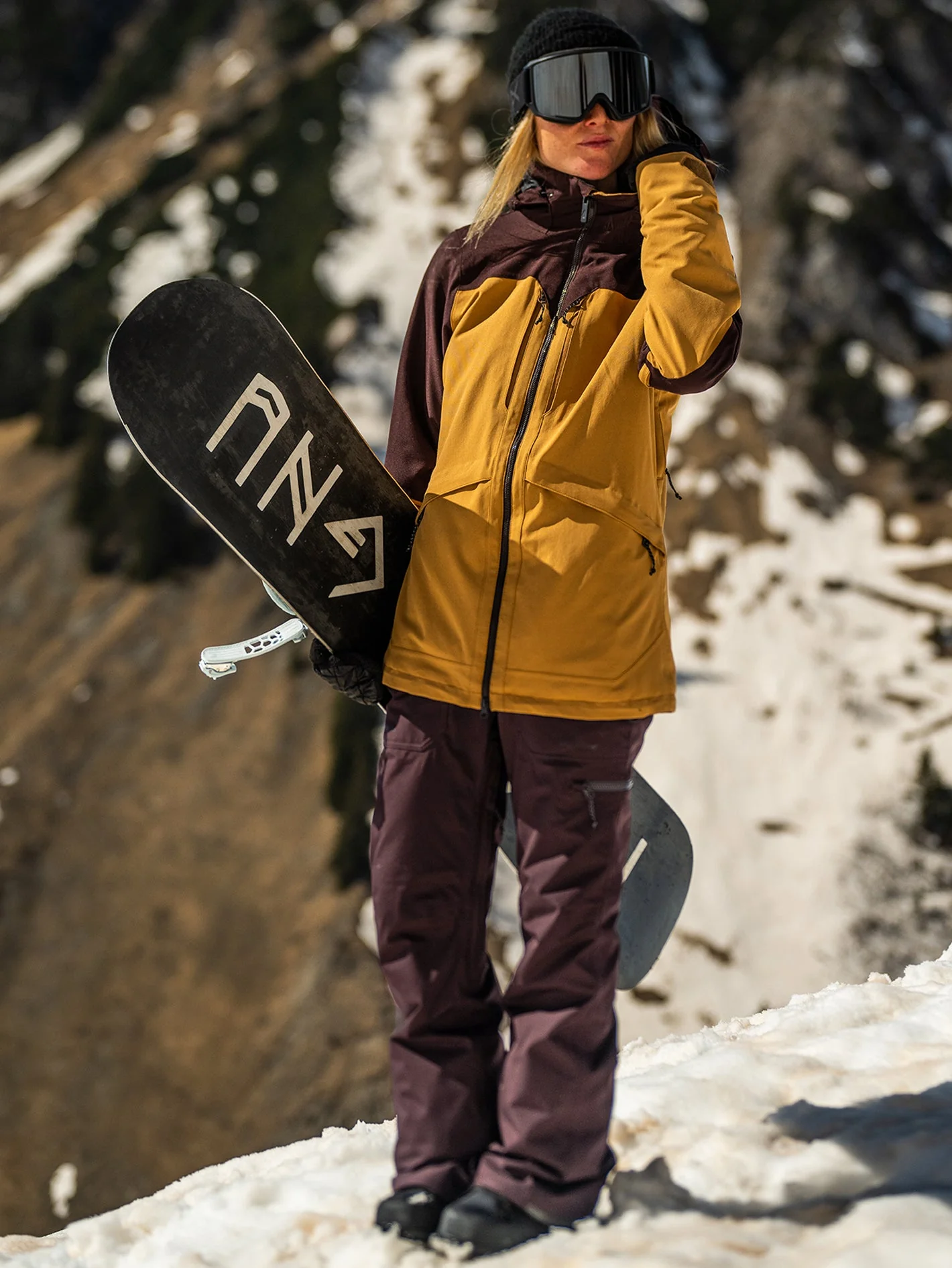 Knox Insulated Gore-Tex Trousers - Black Plum - Image 14