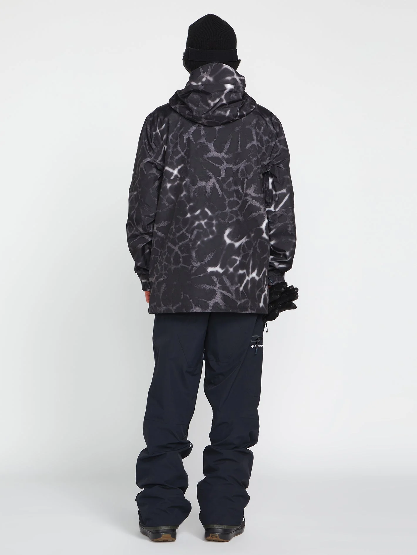 L Gore-Tex Trousers - Black - Image 11