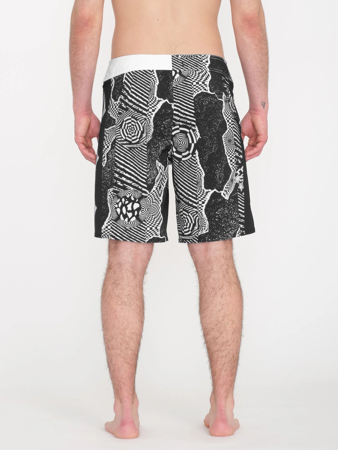 Lido Iconic Mod 19" Boardshort - BLACK WHITE - Image 2