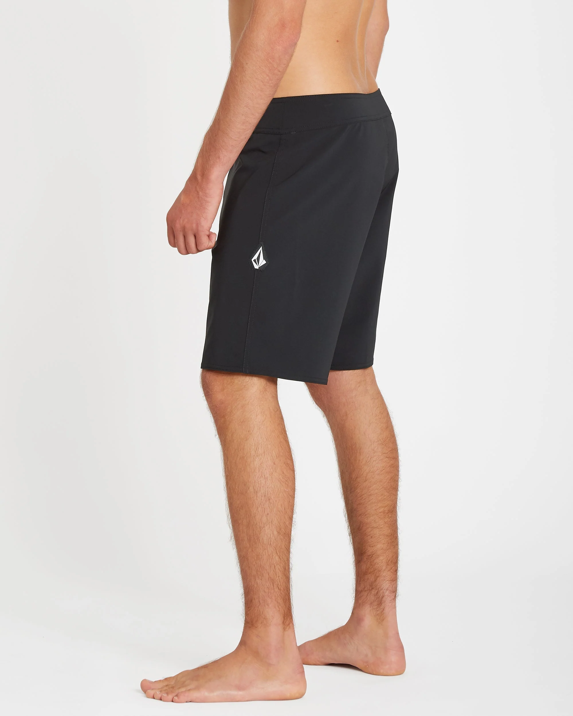 Lido Solid Mod 18" Boardshorts - Black - Image 3