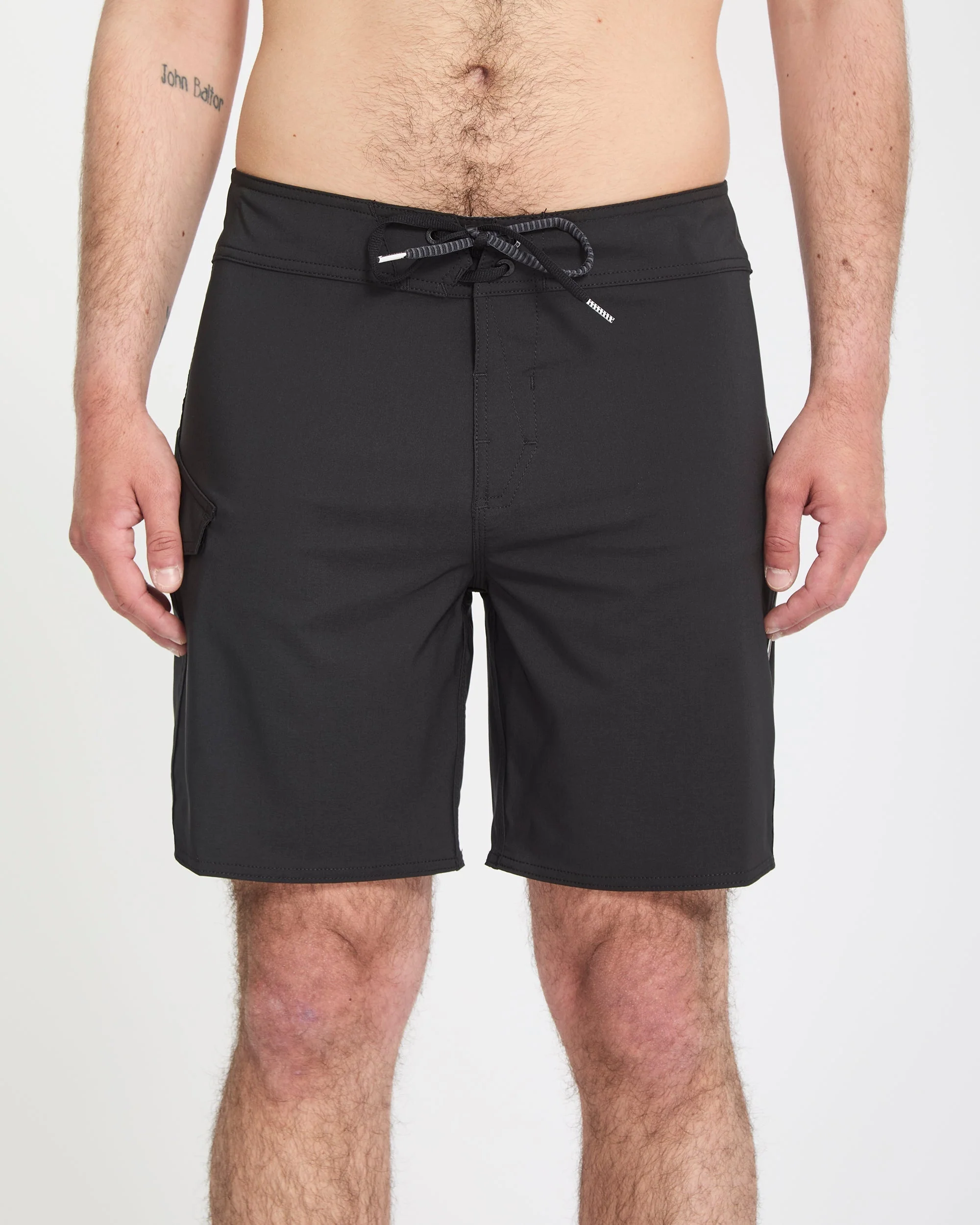 Lido Solid Mod 18" Boardshorts - Black - Image 4