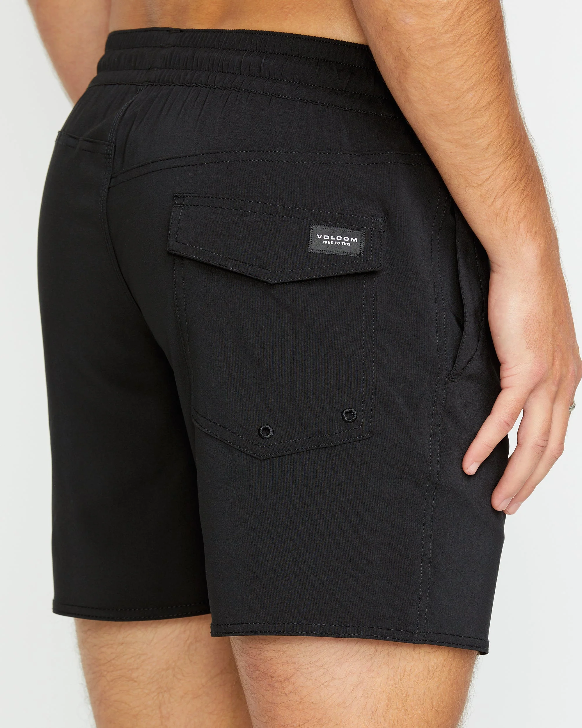 Lido Solid Trunk 16" Boardshorts - Black - Image 4