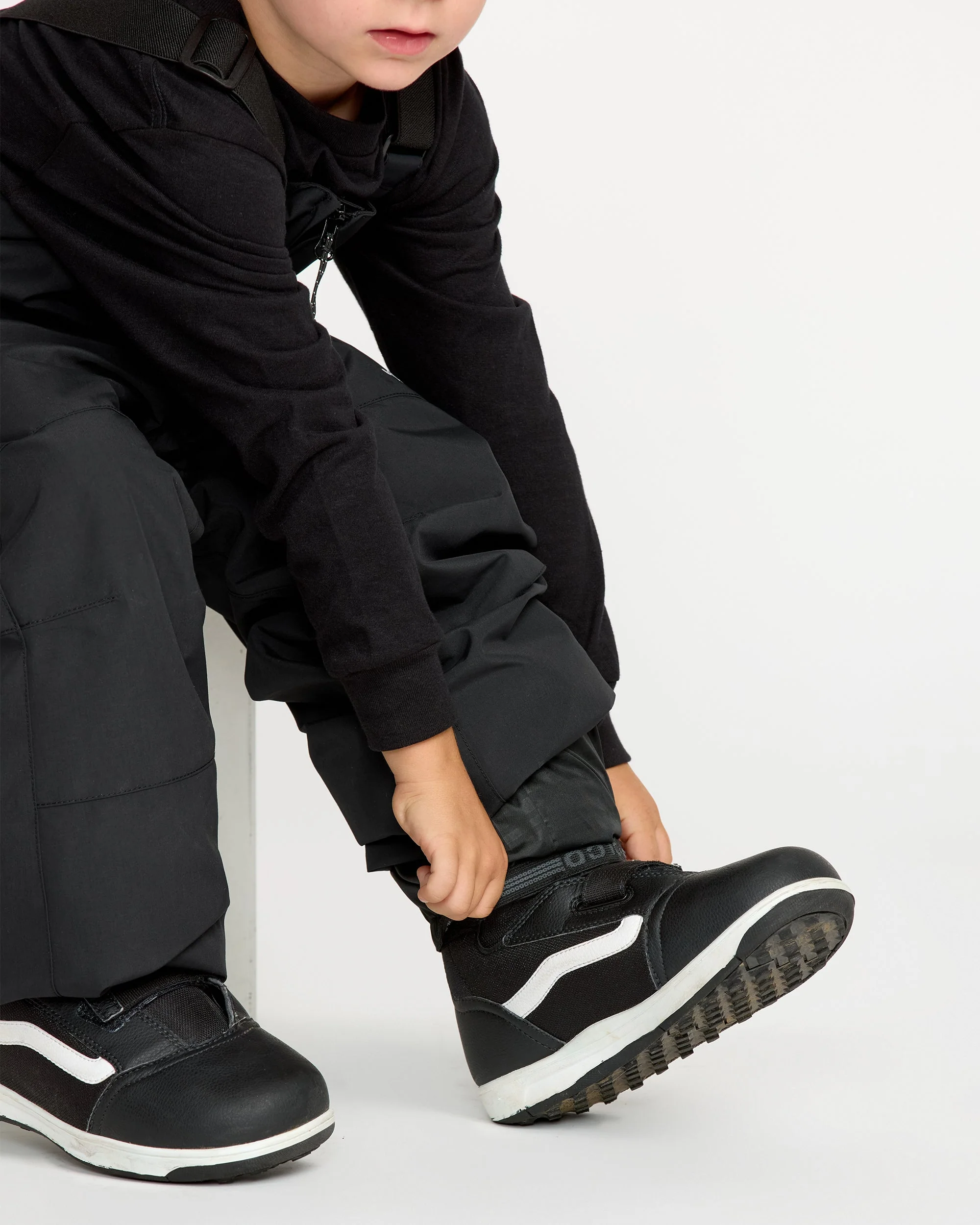 Little Flurry Insulated Latzhose - Black - Image 4