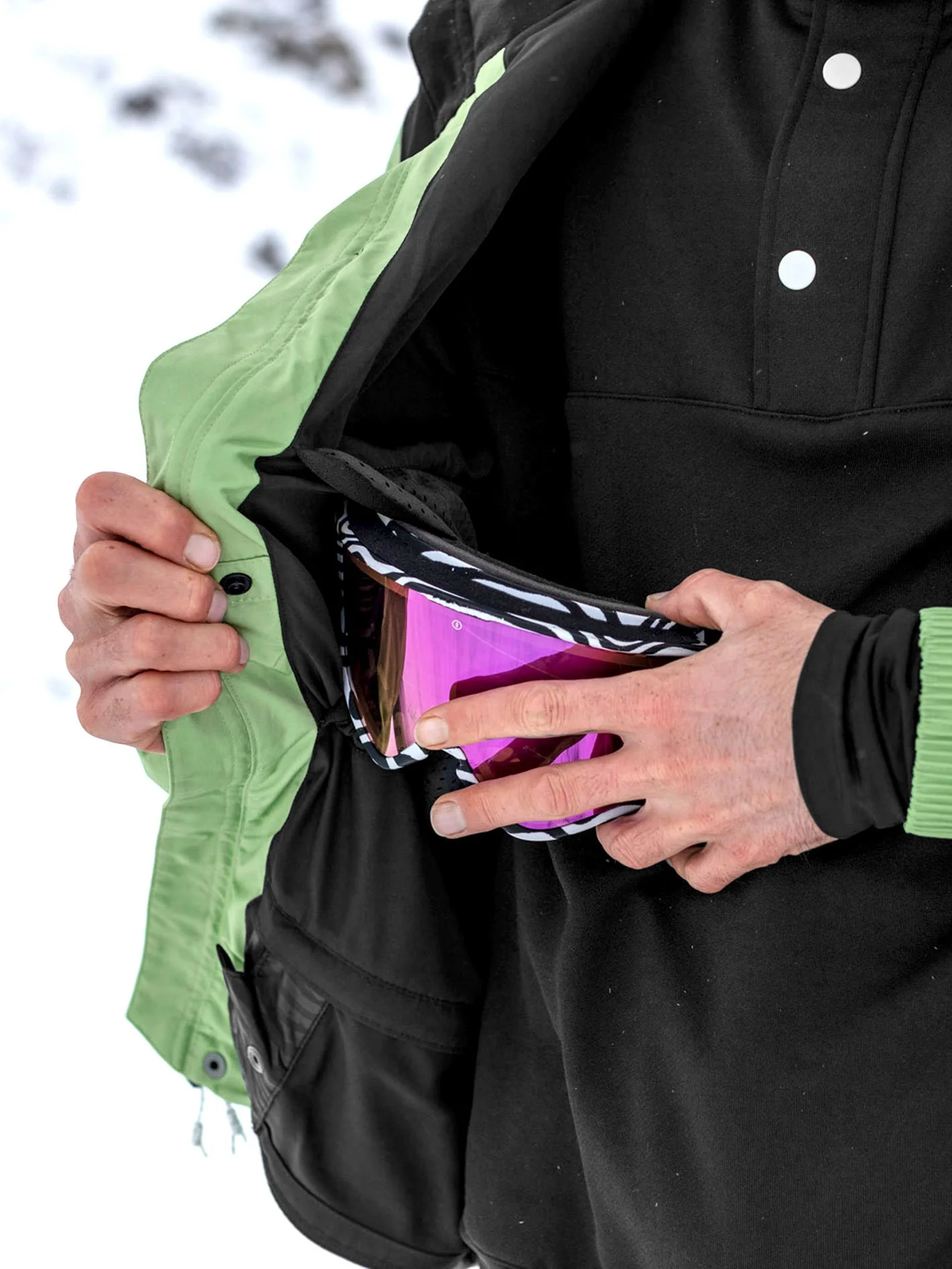 Longo Gore-Tex Jacket - JADE - Image 4