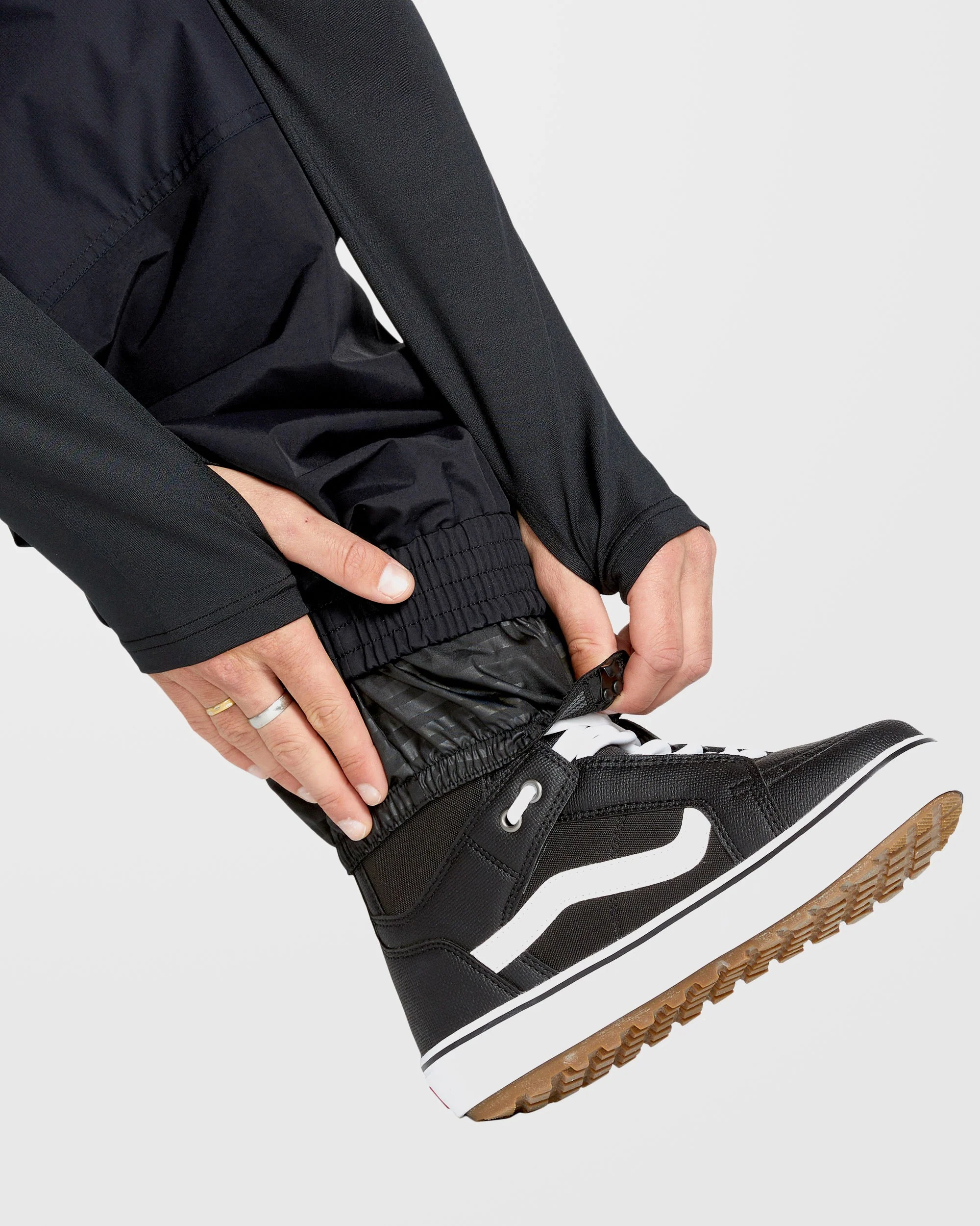 Longo Gore-Tex Hose - Black - Image 11