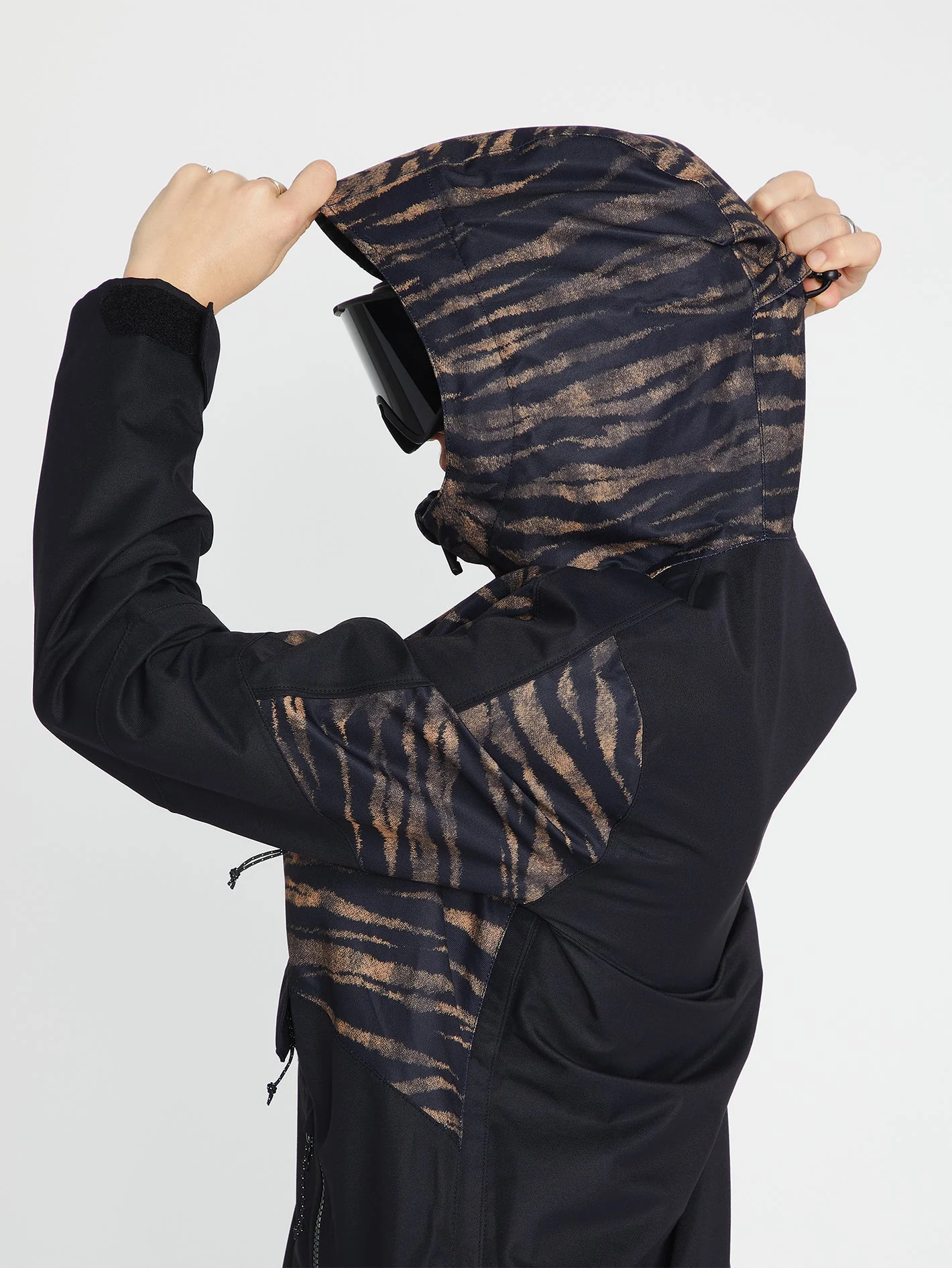 Mirror Pullover Jacket - Tiger Print - Image 9