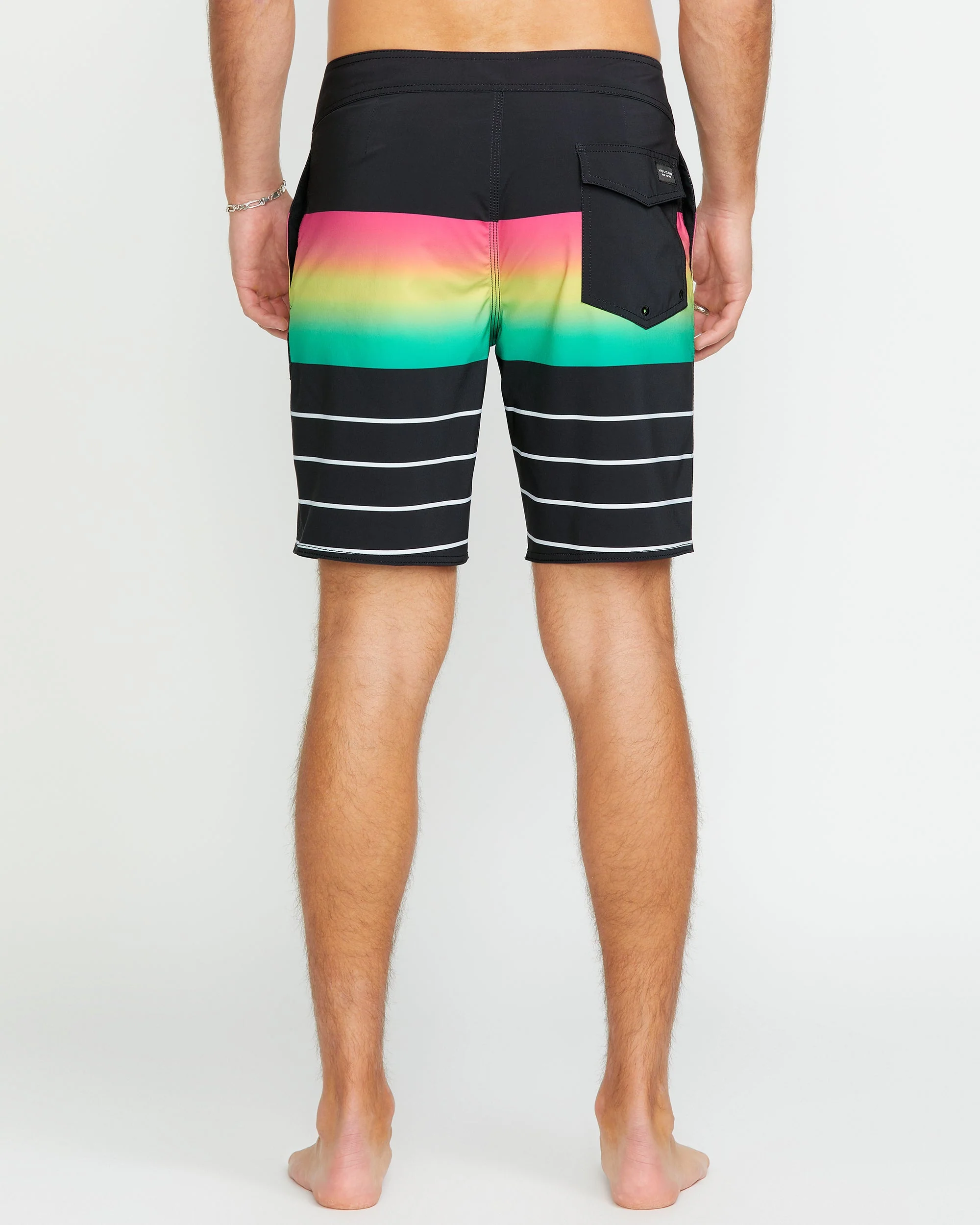 Quarta Fade Mod 19" Boardshorts - NEW BLACK - Image 2