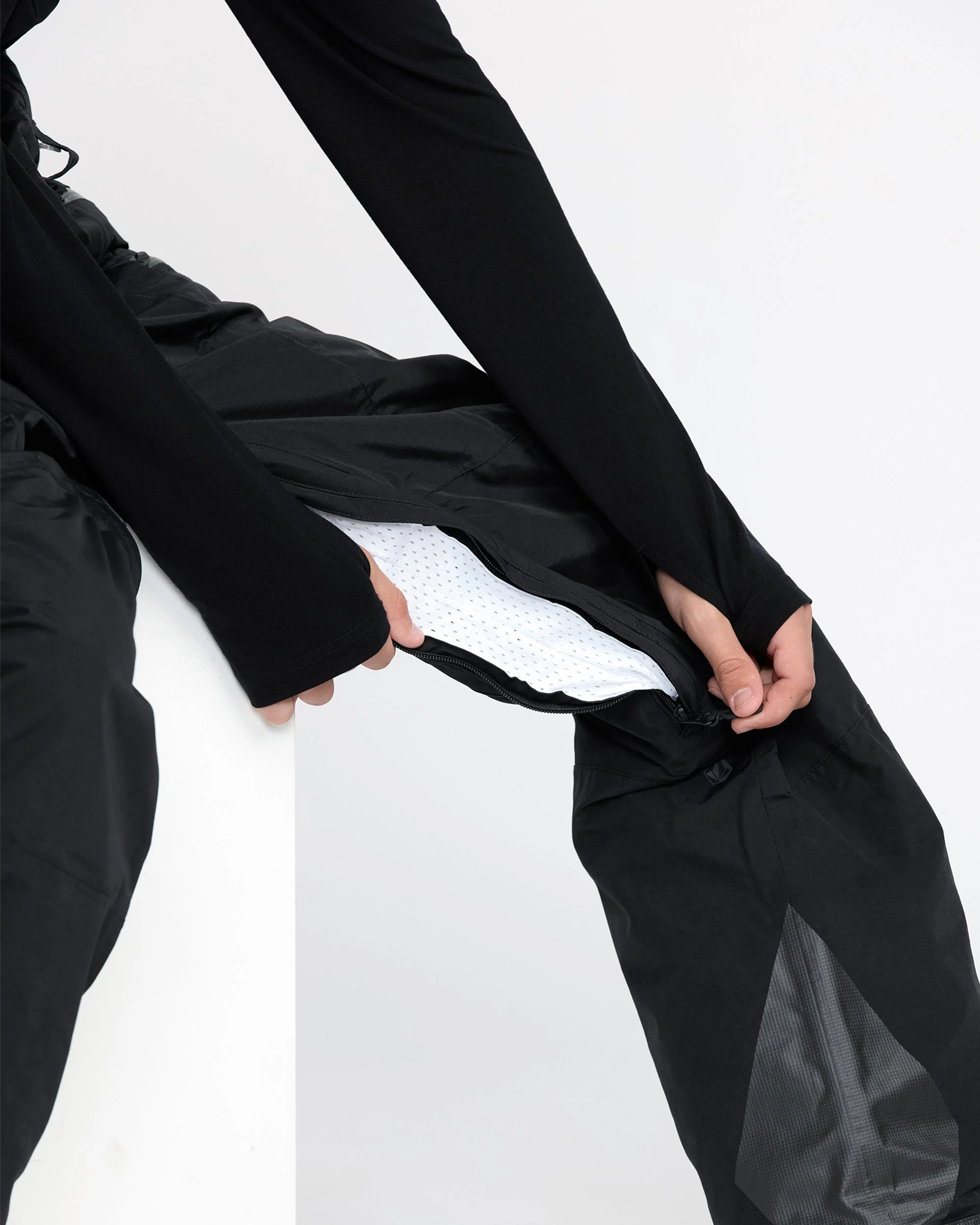 Rain Gore-Tex Latzhose - Black - Image 8