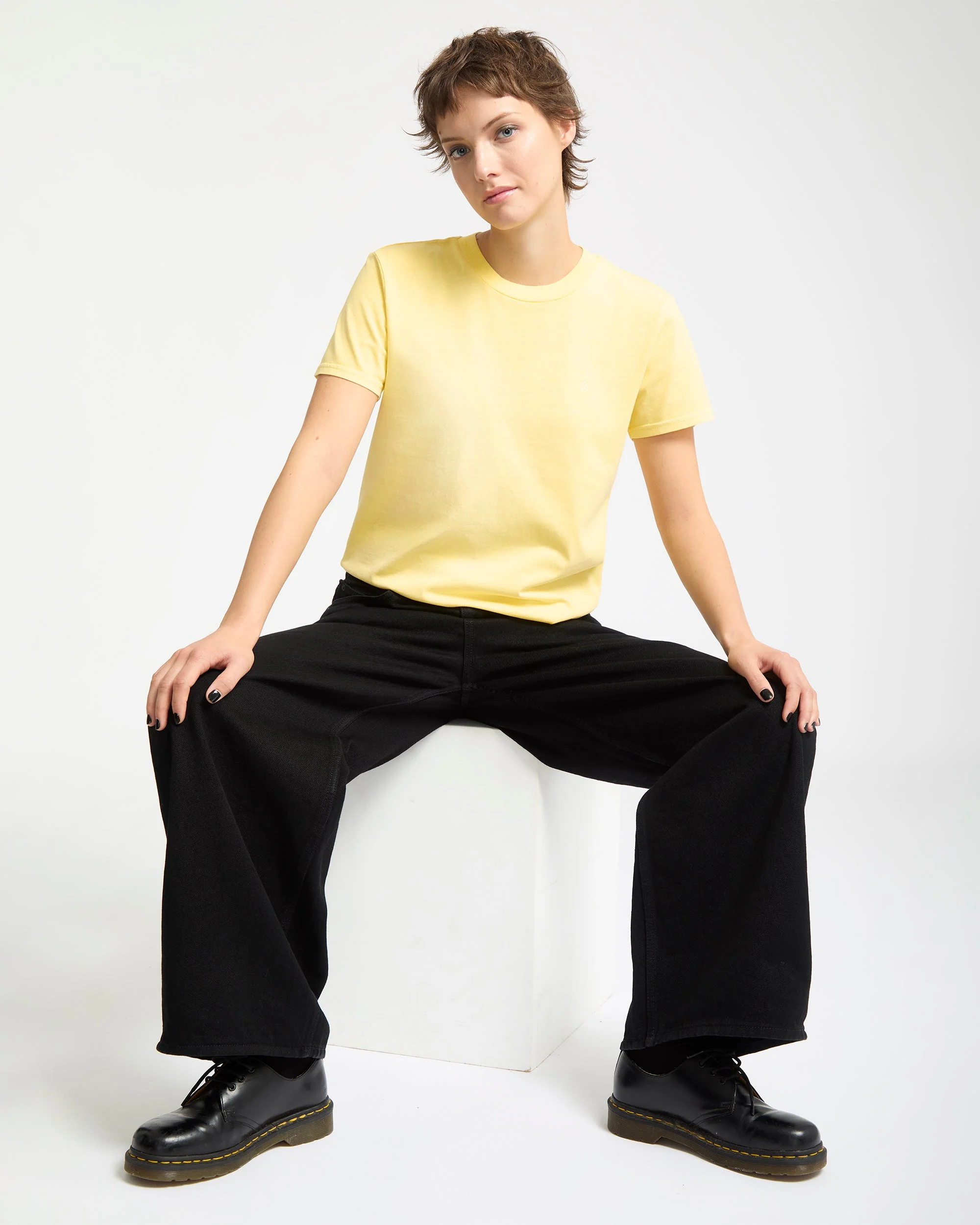 Solid Stone Besticktes T-Shirt - Dawn Yellow - Image 4