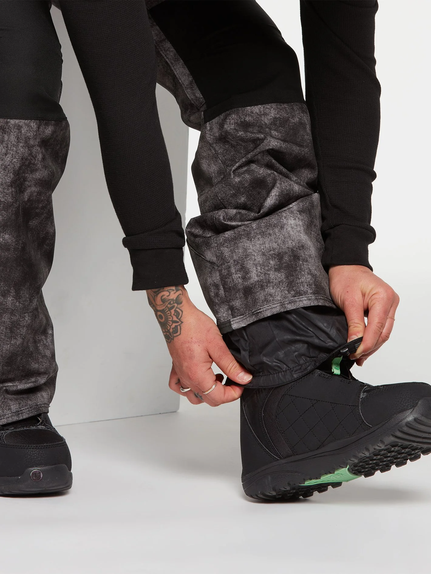 Swift Bib Overall - ACID BLACK - Image 12