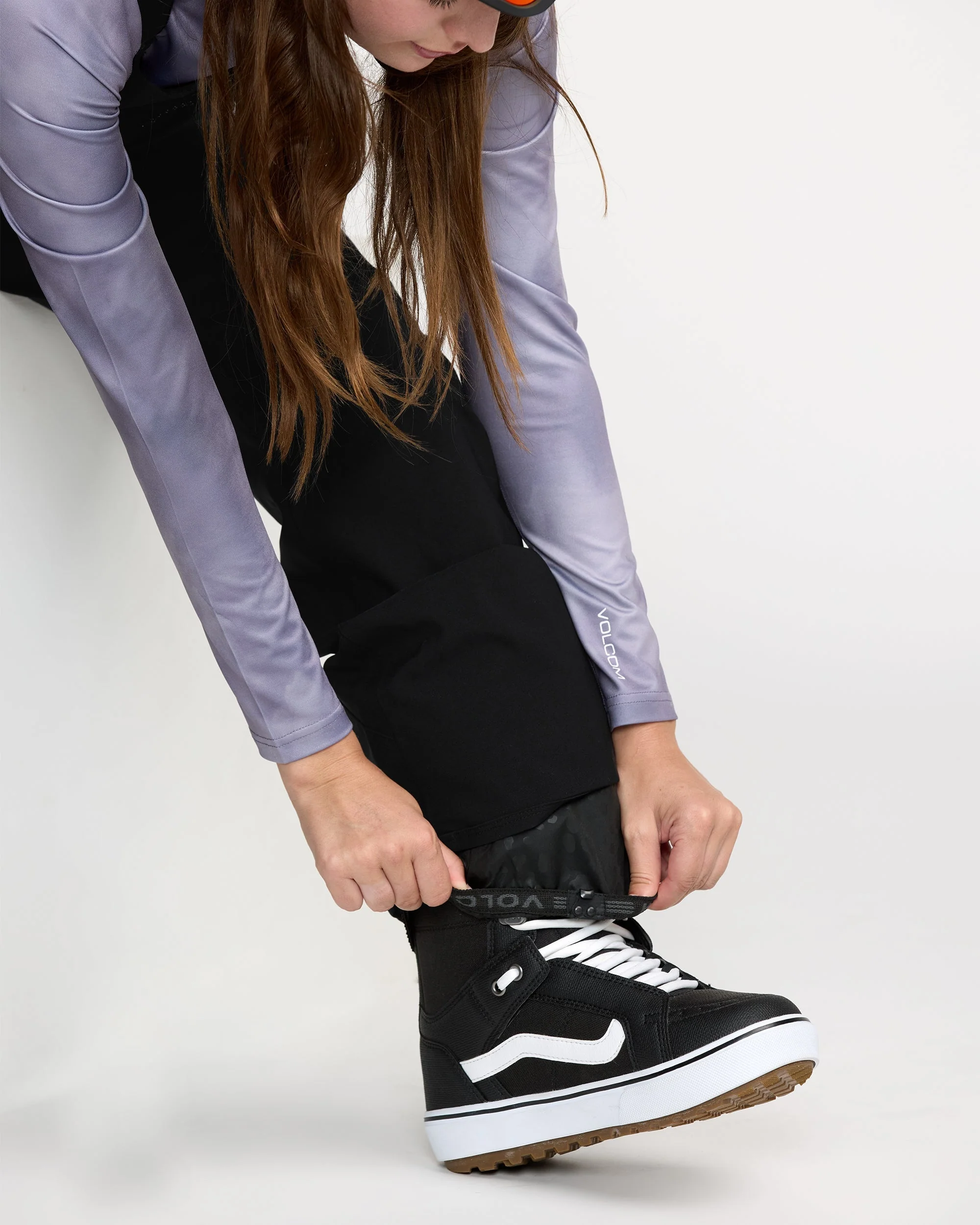 Swift Latzhose - Black - Image 7