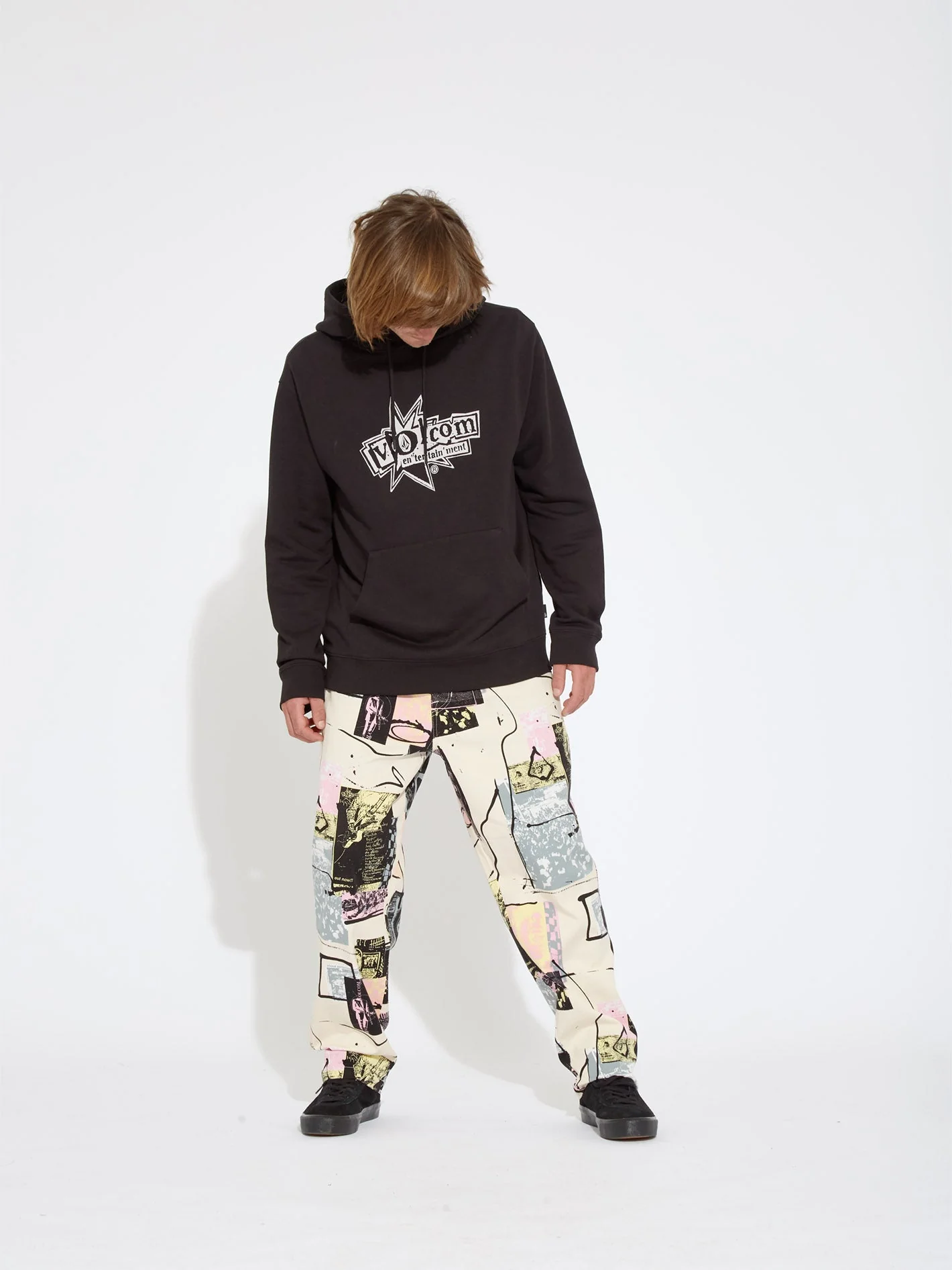 V Entertainment Kapuzenpullover - BLACK - Image 3
