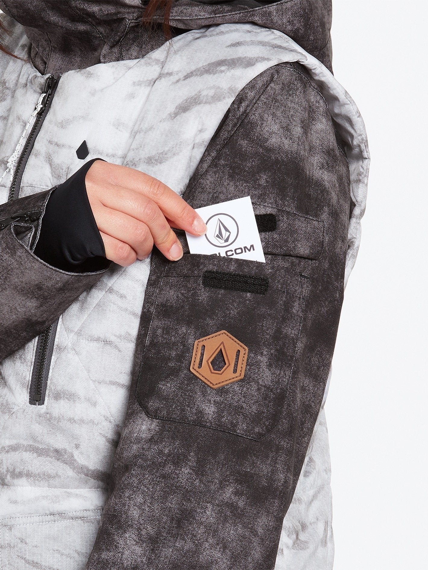 Vault 4-In-1 Jacket - WHITE TIGER - Image 13