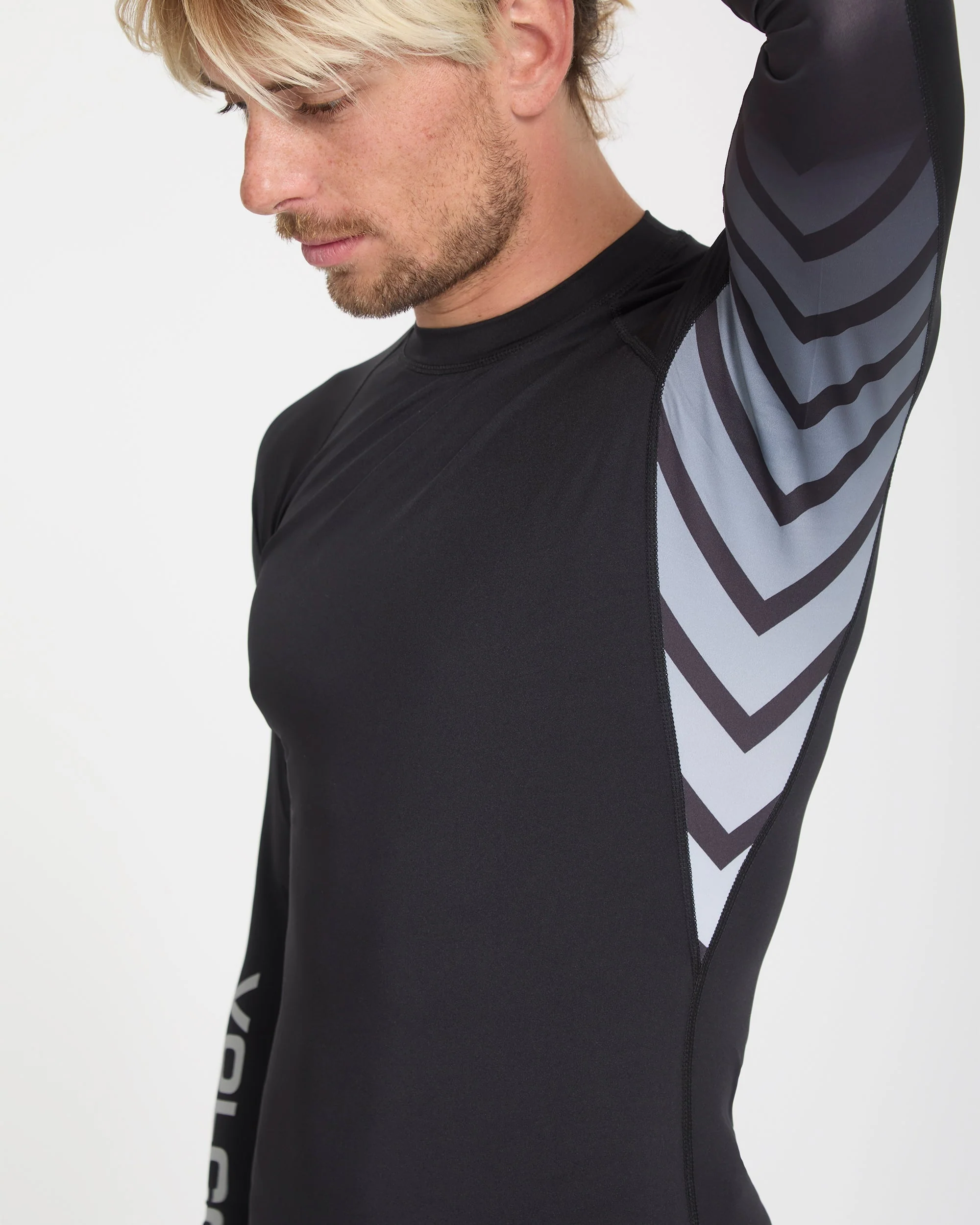 Vtv Jack Robinson Rashguard - Black - Image 6