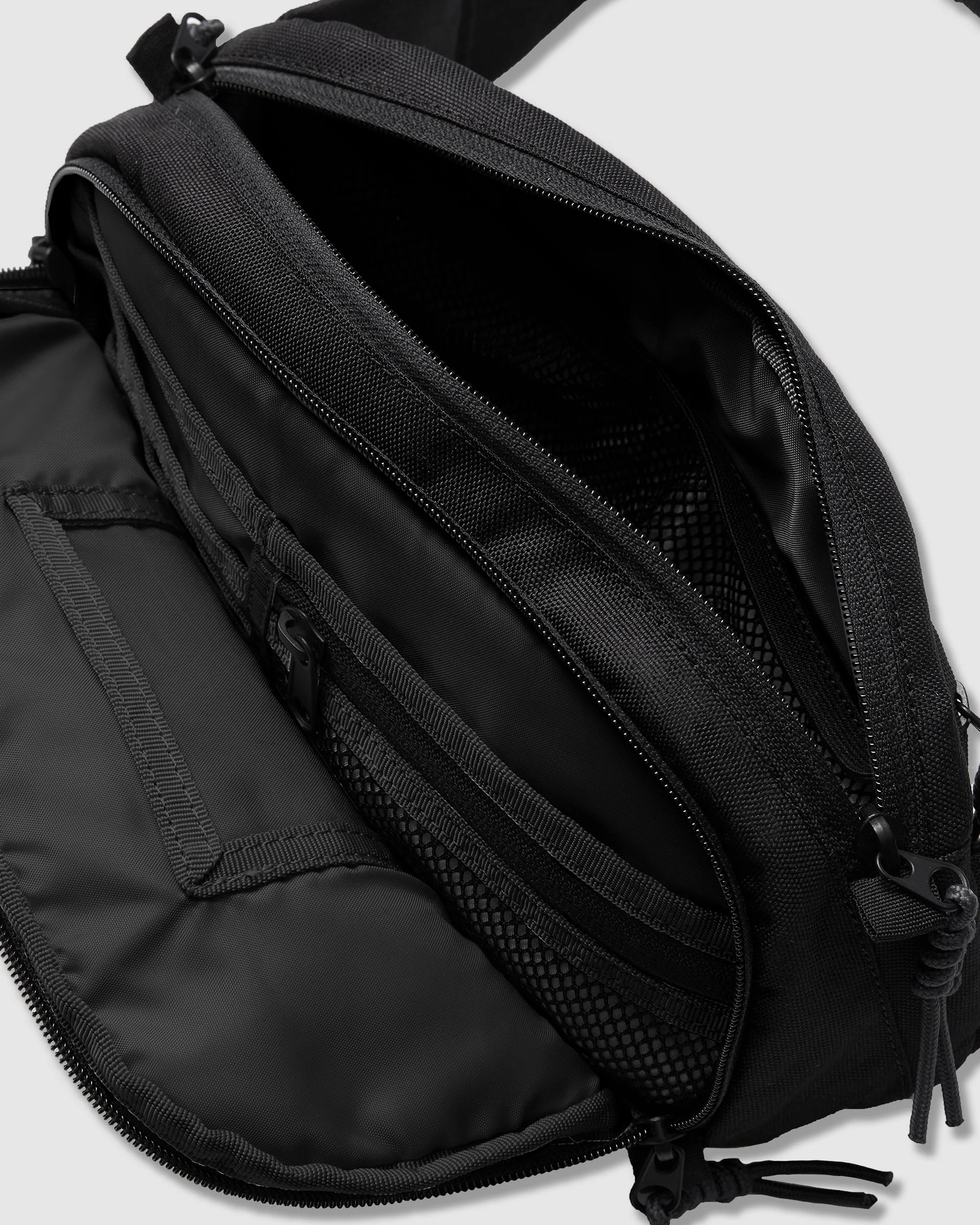 Waisted Pack Beuteltasche - Black - Image 4