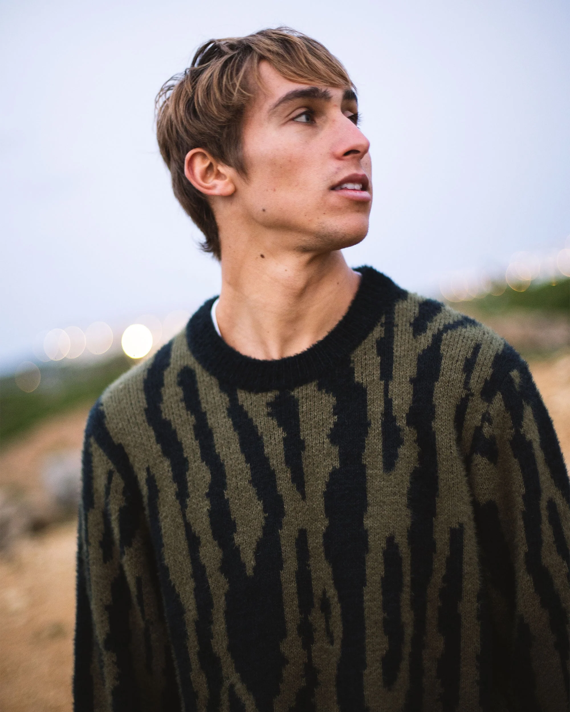 Wazermoon Pullover - Black - Image 5