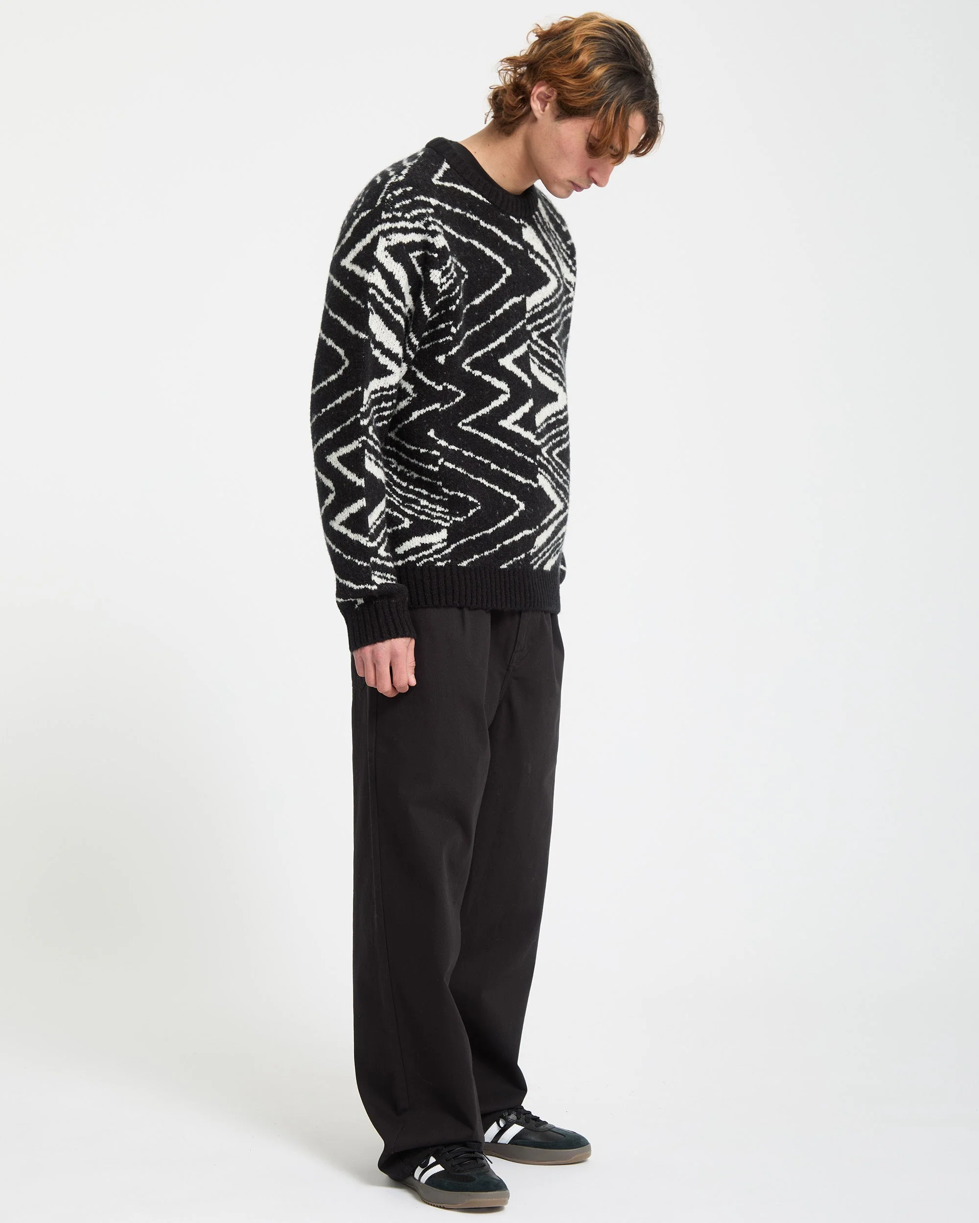Zagner Pullover - Black - Image 5