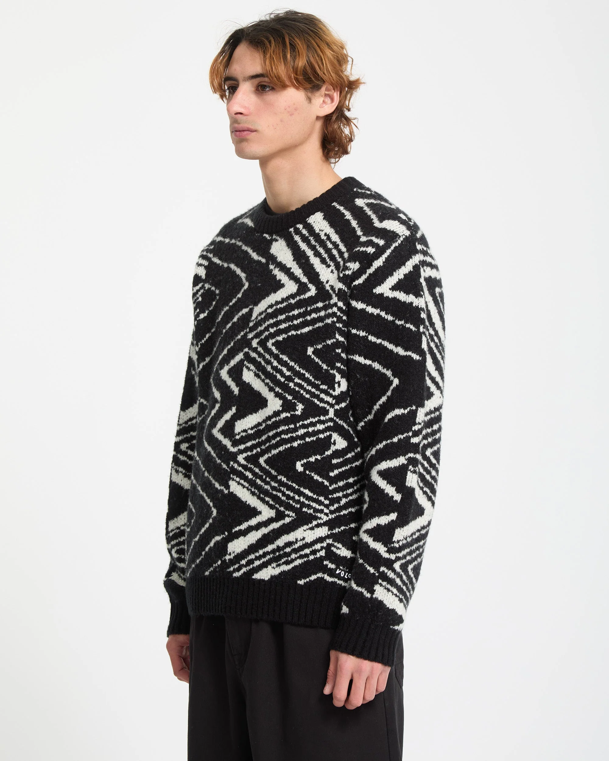 Zagner Pullover - Black - Image 7